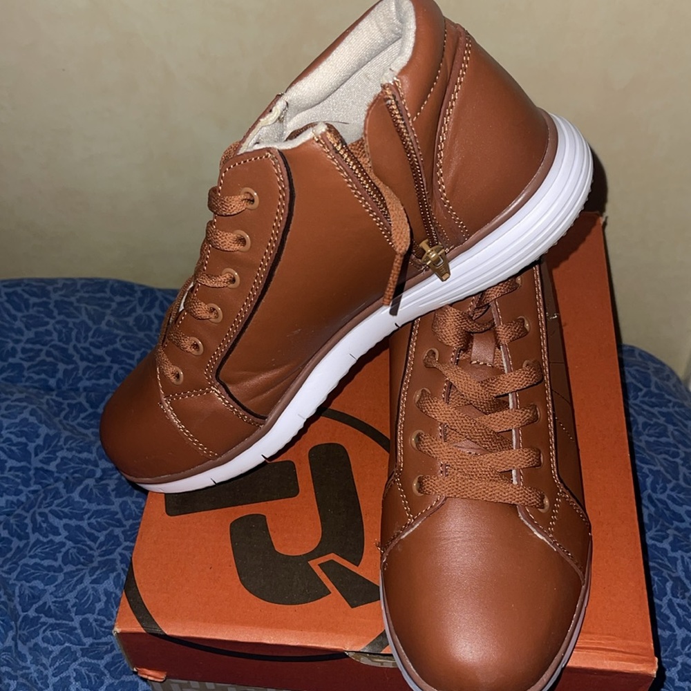 Propet Booties - Picture 5 of 9